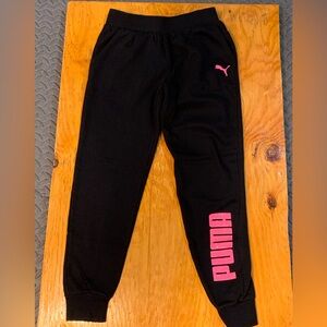 Puma joggers. Girls Medium